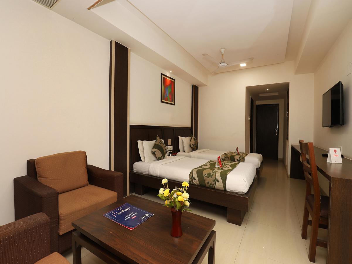 Hotel Kingston Ahmedabad Eksteriør billede